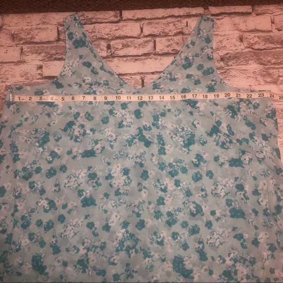 Lane Bryant Flowy Floral Tank Top - Picture 3 of 4